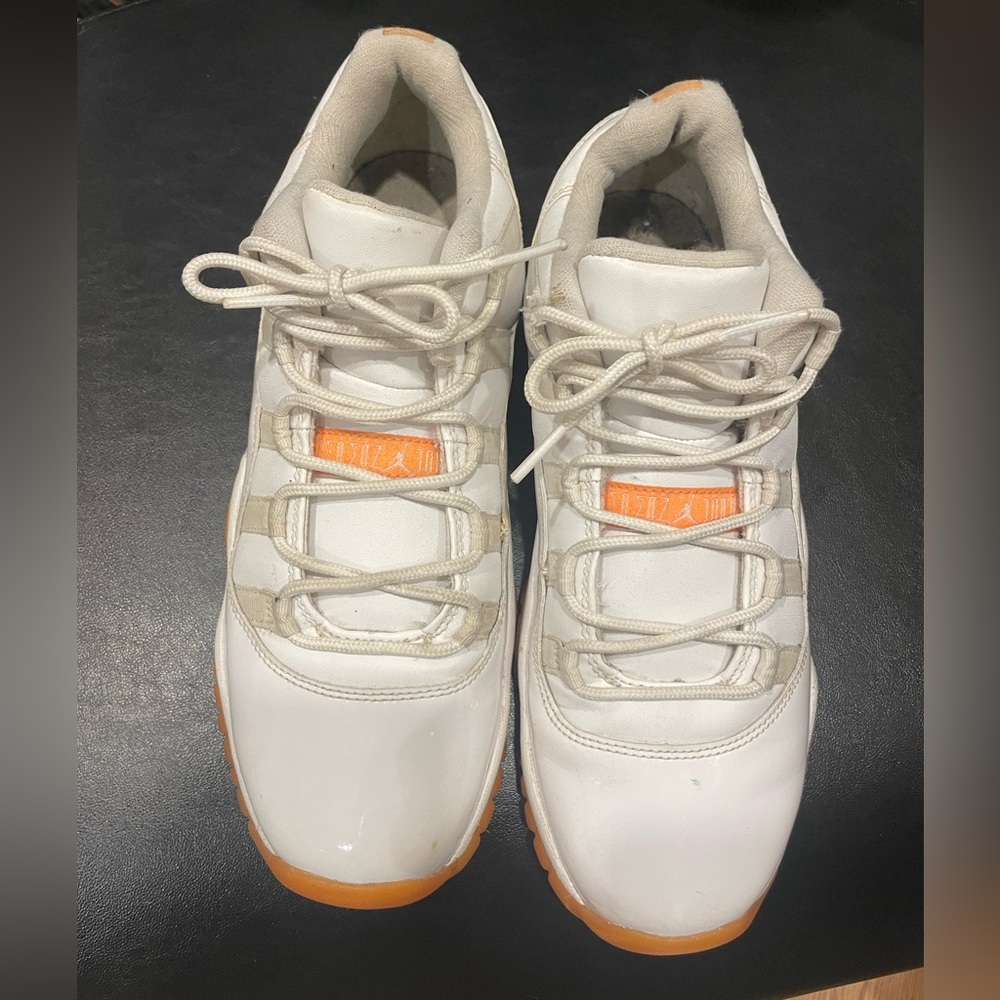 Air Jordan retro 11 low citrus size 7y